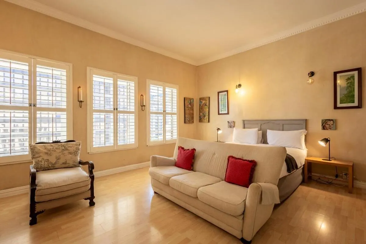 Romantic Studio - Fully Equipped, City Views Le Cap Appartement